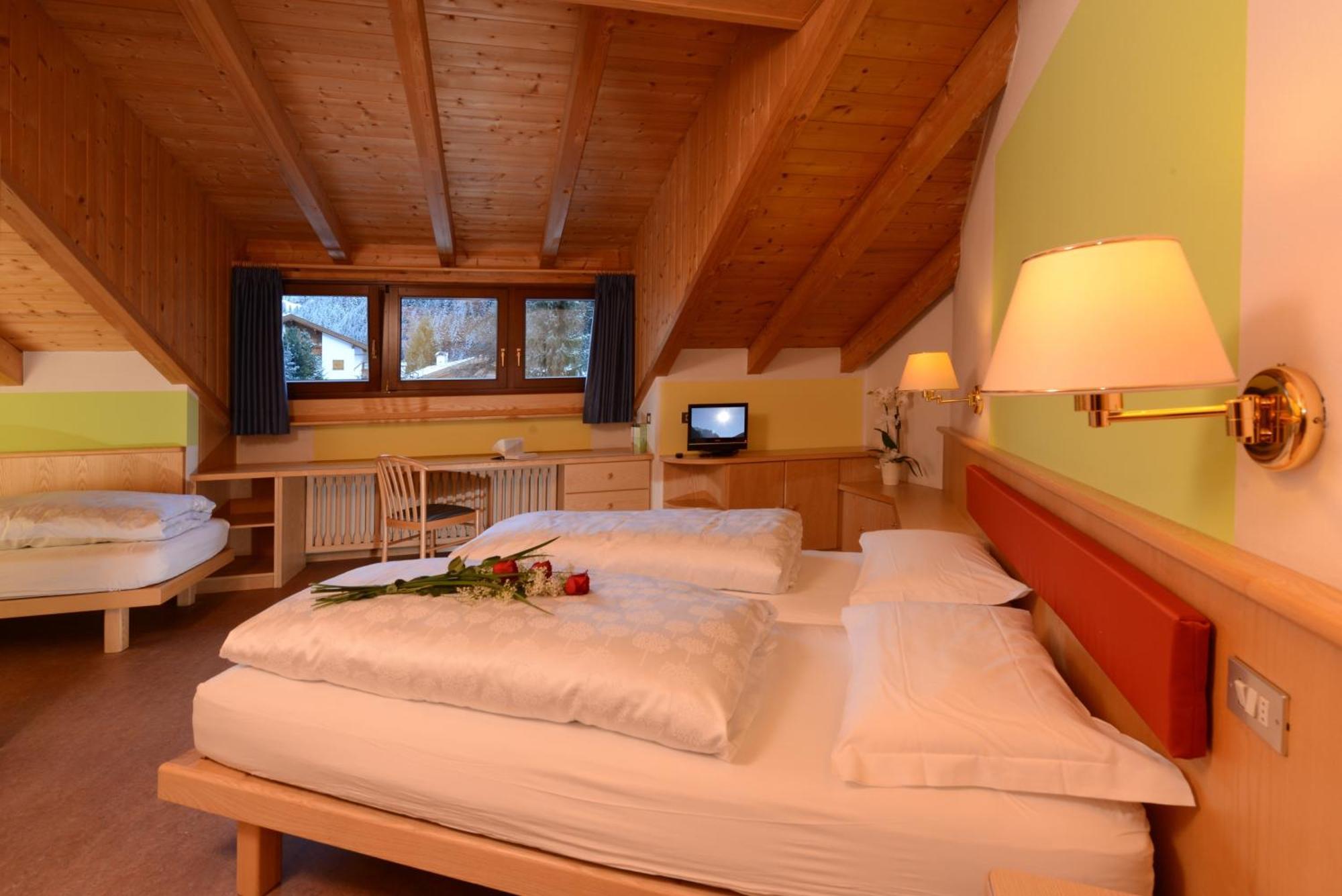 Hotel Casa Alpina - Alpin Haus Selva di Val Gardena Pokój zdjęcie