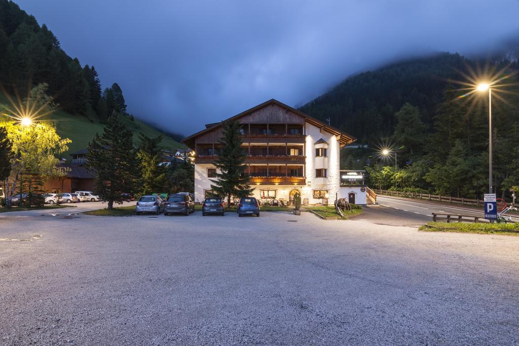 Hotel Casa Alpina - Alpin Haus Selva di Val Gardena Zewnętrze zdjęcie